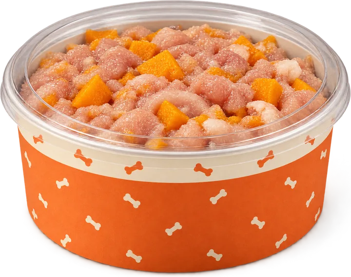 A pack of Chicken and Pumpkin raw food for dogs